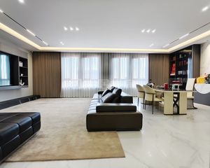 水岸小镇7室2厅南北