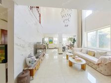 北七家 橘郡次新独栋,精装修,稀有挑空厅设计,南面宽大视野好