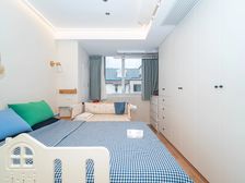 新上大渡河路地铁口,电梯高层,朝南一房精装修,视野好采光好