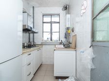 真西新村1室1厅1卫1阳台南北6/6层