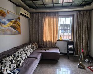 绿园新村4室1厅1卫东朝向205.0万元/套出售