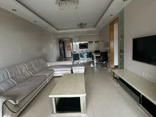 笋盘、水悦云天118方带精装修,可望江视野开阔,仅售88万