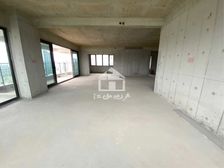 中铁西派御江4房2厅500万