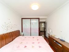 临河双南全明两房,一梯两户,视野开阔,采光亮眼