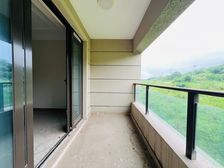 照母山光环商圈洋房。恒大御府 三房双卫183万 房源保真!