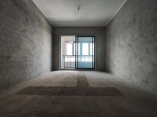 江北区 鲁能星城外滩天景 三房 125万