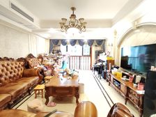 东原商圈 双轻轨 精装修 住家安静 价格可谈