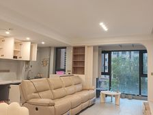 凤城华府二期3室2厅2卫南朝向47.1万元/套出售