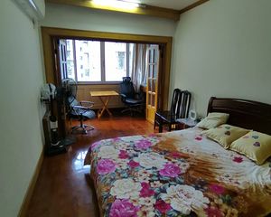 白云二村2室1厅1卫南朝向82.0万元/套出售