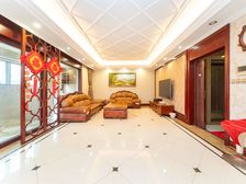 新出特价 弘建壹品 精装修保养很好 急卖 随时看房