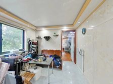 我司独有 二期新上低区一房 边套南北通 精装拎包住带固定车位