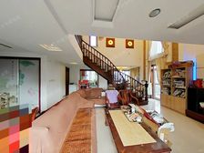 新出大复式,好位置,带可值达产权车位,诚意出售,欢迎咨询