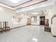 3室2厅华贸城铂金墅东区