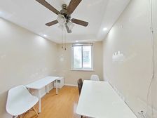 电梯已经在运行、中间楼层、南北全明、产权清晰、诚意出售、可议