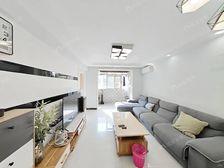 花梨坎地铁 不临街 精装全南两居 采光很好 满五