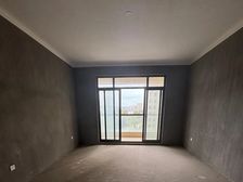 汇悦湾花苑 4室2厅 南 毛坯