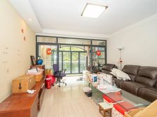 2004年,电梯中间层,南北通两房,全明户型采光好,近地铁