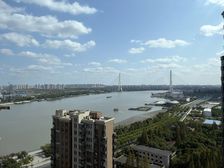 把黄浦江装进客厅!中海二期,270度环幕江景四房,人生赢家.