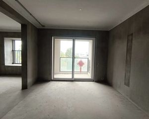 新东城阳光苑3室2厅2卫南朝向156.0万元/套出售