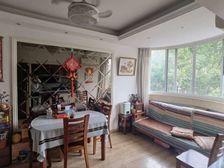 多层四楼,南边第二排,价格称心,税费各付,好房空关