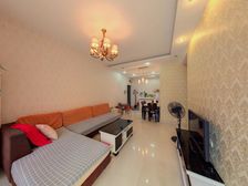 房子户型方正,采光好,朝中庭,安静,拎包入住