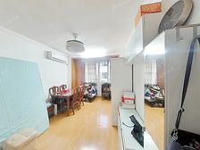 精装修一房 租金4500元 中间楼层 老房东委托诚心卖