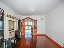 满5V1,诚意出售,看房方便,三房两卫居住舒适