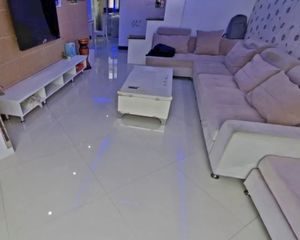 格兰春晨一期3室2厅2卫南朝向139.0万元/套出售