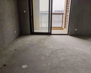 悦山湖3室2厅2卫南朝向140.0万元/套出售