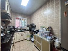 维丰沁园坊3室2厅2卫南朝向47.0万元/套出售