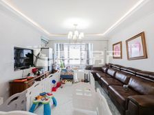 圣馨大地3室2厅精装修