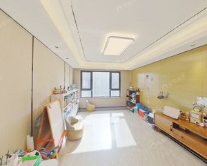 四环里2019年次新房 双轨道环绕 精装修三居室