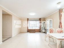 4室1厅保利西山林语1期