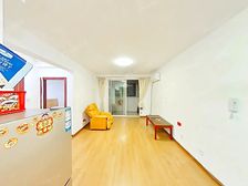 君莲天花板小区的天花板户型+2楼价//格买中层+多得4平米