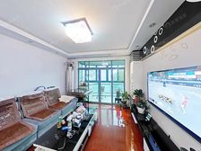 三开间朝南户型,中间楼层,视野好