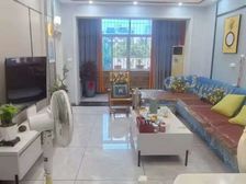 桃花大道5室1厅1卫南朝向38.0万元/套出售