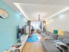 凌兆新村+中间楼层+三房改两房+婚房装修