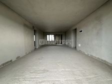 江景大平层带一个车位