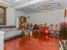 单价低,业主诚售,看中可谈,周边配套齐全,看房方便,动迁个税