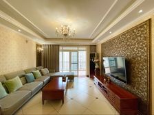 石马河 金科十年城西区三房128万