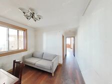 单价3万,4楼边套两房一厅,看房有钥匙