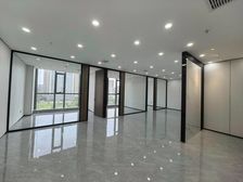 新家桥口 带隔断 可配家具 187平 拎包办公