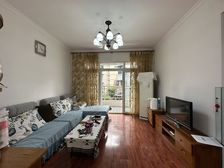 杨家坪轻轨旁 精装大两房 双 外阳台 看中庭