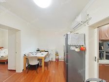 中间楼层 一梯两户 全明两房 精装修 双轨交13/18