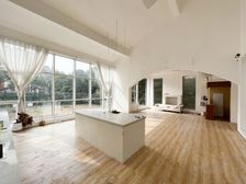 二期集中南花园!双车库直接入户家门!全落地窗采光好,欢迎品鉴