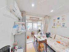 4楼边套全明一房,自住装修,拎包入住