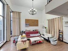 复地经典临河独栋别墅,小区景观位置,满五,诚意出售,欢迎品鉴