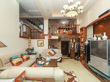 金榜星墅联排别墅,双拼户型,6米挑高大厅,60平阁楼,诚售。