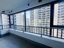 急售 双阳台 落地窗 上甸柳 万达旁 可议价 能看房