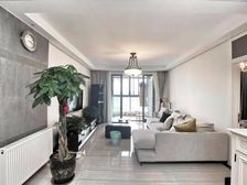 送入户室花园!一梯一户,三房朝南,送产权车位